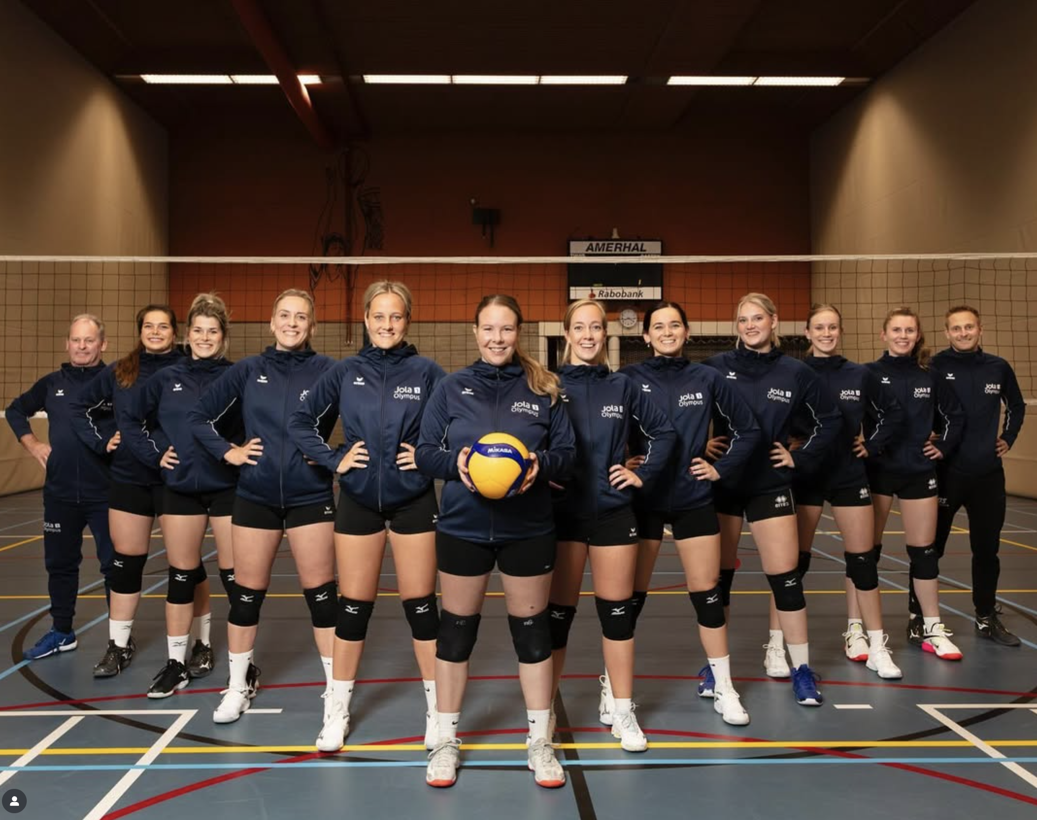 Jola Olympus volleybal actie